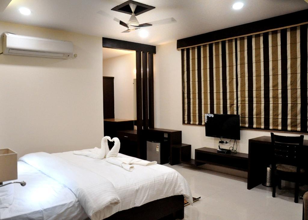 Bellevue Otel Gwalior Oda fotoğraf